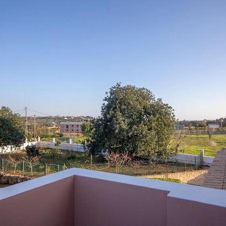 Al Meida Guesthouse Albufeira Exterior photo