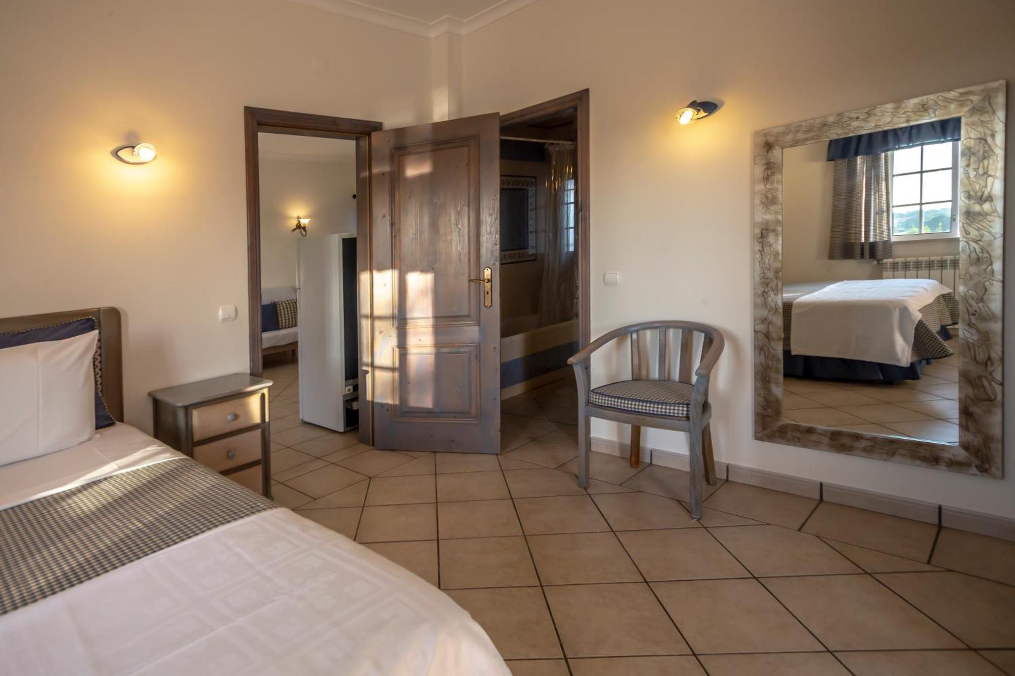 Al Meida Guesthouse Albufeira Exterior photo